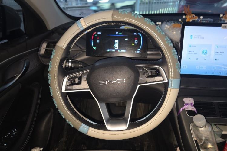 Used BYD Destroyer 05 2023 Champion Edition DM-i 55KM Luxury Model Steering Wheel