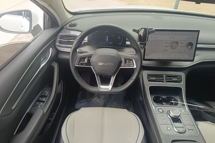 Used BYD Destroyer 05 2023 Champion Edition DM-i 55KM Luxury Model Steering Wheel