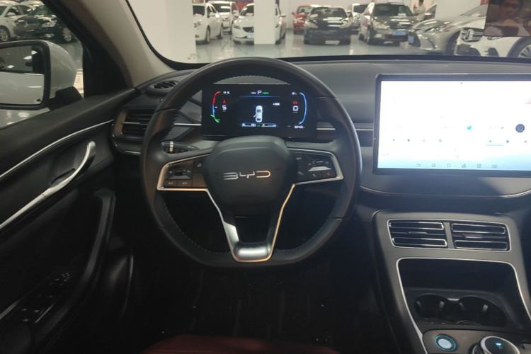 Used BYD Destroyer 05 2023 Champion Edition DM-i 55KM Luxury Model Steering Wheel