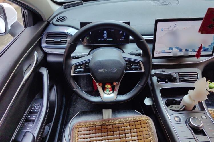 Used BYD Destroyer 05 2023 Champion Edition DM-i 55KM Luxury Model Steering Wheel