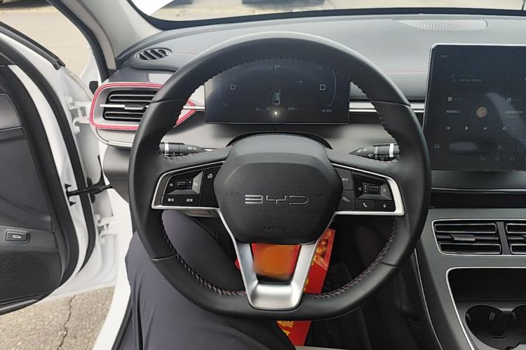 Used BYD Destroyer 05 2023 Champion Edition DM-i 55KM Luxury Model Steering Wheel
