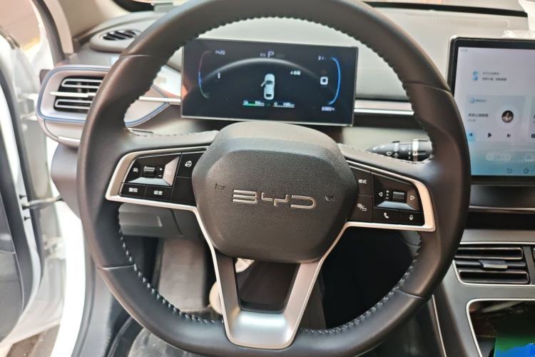 Used BYD Destroyer 05 2023 Champion Edition DM-i 120KM Prestige Model Steering Wheel