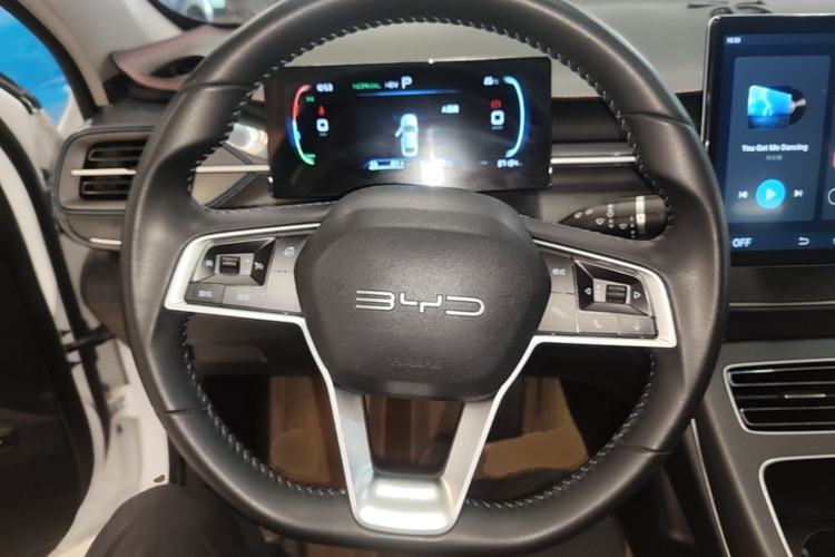 Used BYD Destroyer 05 2023 Champion Edition DM-i 55KM Luxury Model Steering Wheel