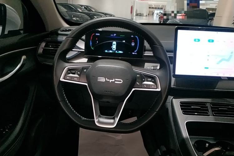 Used BYD Destroyer 05 2023 Champion Edition DM-i 120KM Prestige Model Steering Wheel