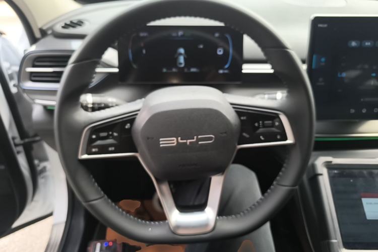 Used BYD Destroyer 05 2023 Champion Edition DM-i 120KM Luxury Model Steering Wheel