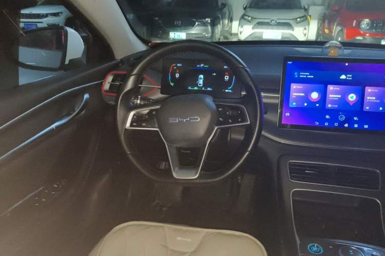 Used BYD Destroyer 05 2023 Champion Edition DM-i 120KM Luxury Model Steering Wheel
