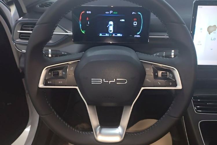 Used BYD Destroyer 05 2023 Champion Edition DM-i 120KM Luxury Model Steering Wheel