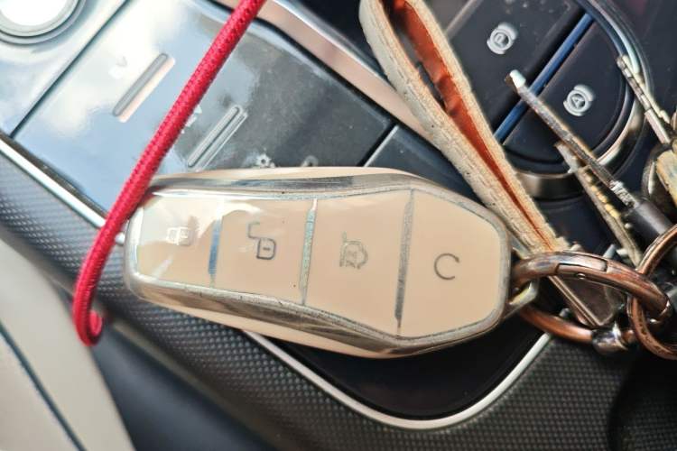 Used BYD Destroyer 05 2023 Champion Edition DM-i 120KM Prestige Model Vehicle Key