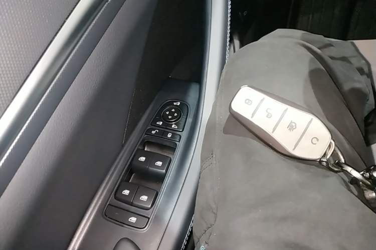 Used BYD Destroyer 05 2023 Champion Edition DM-i 120KM Prestige Model Vehicle Key