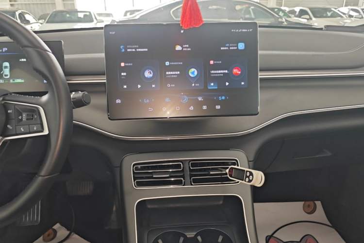 Used BYD Destroyer 05 2024 HONOR Edition DM-i 55KM Luxury Model Audio And AC Panel