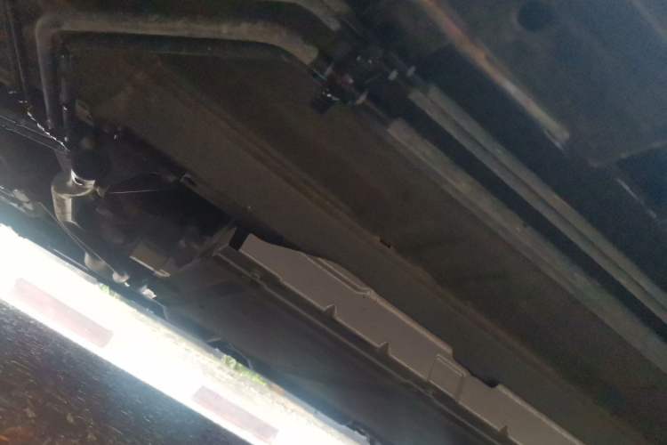 Used BYD Destroyer 05 2024 HONOR Edition DM-i 55KM Luxury Model Chassis Front Left