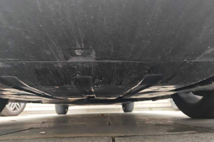 Used BYD Destroyer 05 2024 Honor Edition DM-i 120KM Luxury Model Chassis Front Right