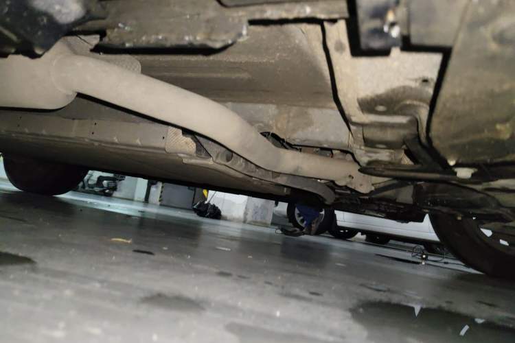 Used BYD Destroyer 05 2024 HONOR Edition DM-i 55KM Luxury Model Chassis Front Right