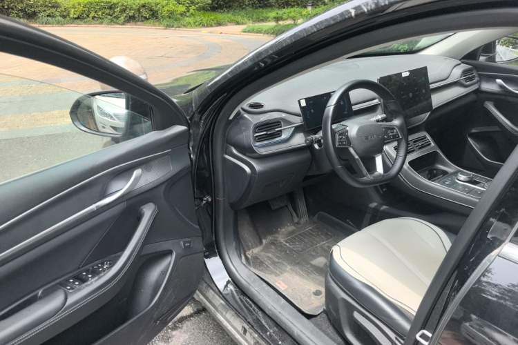 Used BYD Destroyer 05 2024 HONOR Edition DM-i 55KM Luxury Model Driver Seat