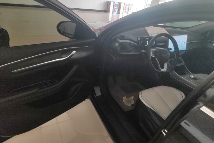 Used BYD Destroyer 05 2024 HONOR Edition DM-i 55KM Luxury Model Driver Seat