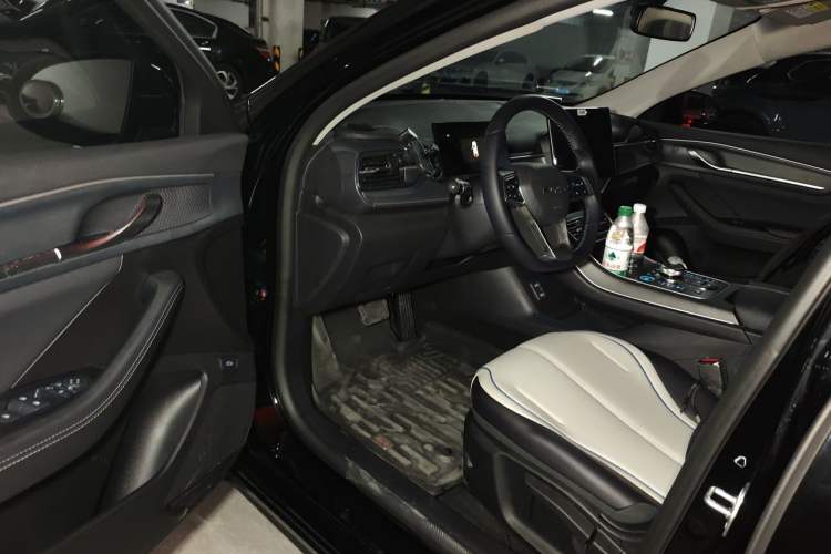 Used BYD Destroyer 05 2024 HONOR Edition DM-i 55KM Luxury Model Driver Seat