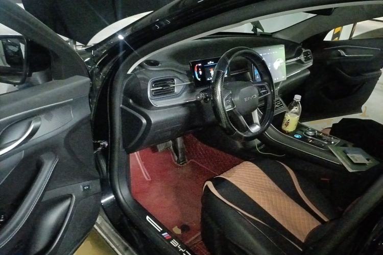 Used BYD Destroyer 05 2024 Honor Edition DM-i 120KM Luxury Model Driver Seat