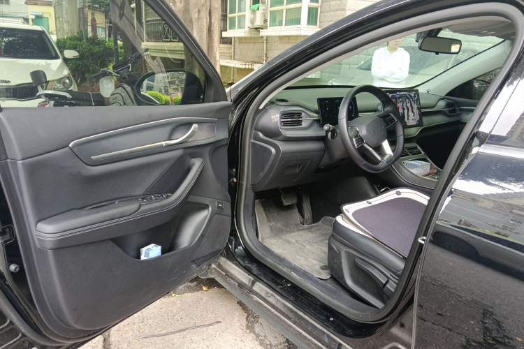 Used BYD Destroyer 05 2024 HONOR Edition DM-i 55KM Luxury Model Driver Seat