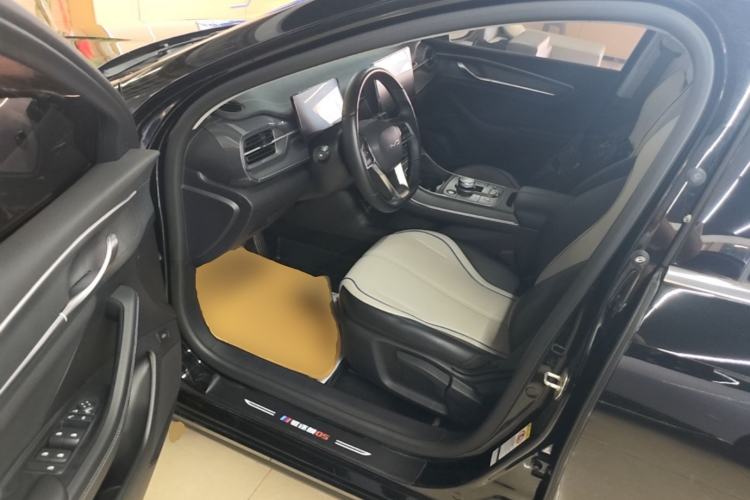 Used BYD Destroyer 05 2024 HONOR Edition DM-i 55KM Luxury Model Driver Seat