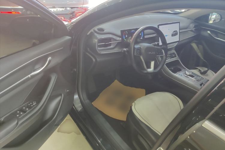 Used BYD Destroyer 05 2024 HONOR Edition DM-i 55KM Luxury Model Driver Seat