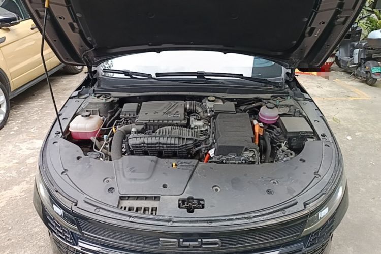 Used BYD Destroyer 05 2024 HONOR Edition DM-i 55KM Luxury Model Engine Bay