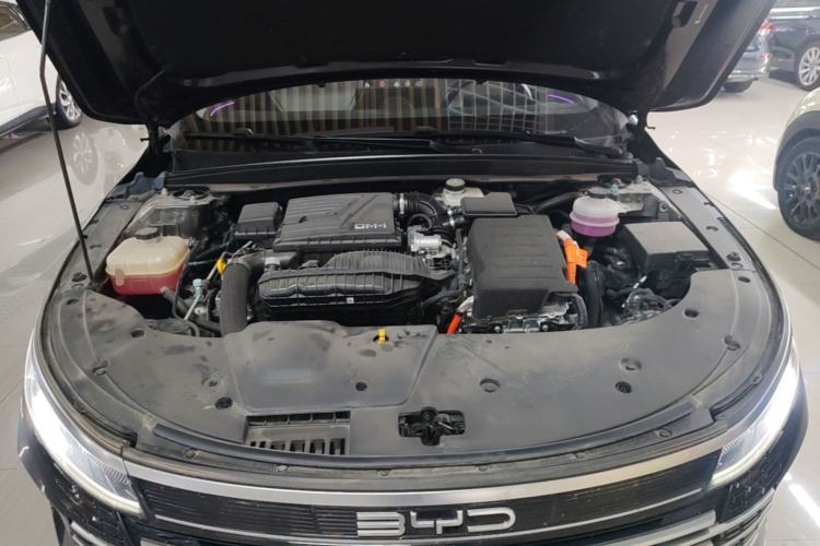 Used BYD Destroyer 05 2024 HONOR Edition DM-i 55KM Luxury Model Engine Bay
