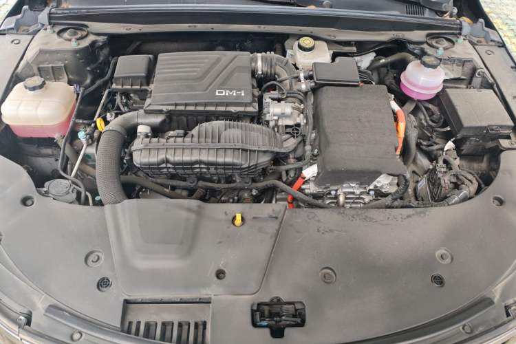 Used BYD Destroyer 05 2024 HONOR Edition DM-i 55KM Luxury Model Engine Bay