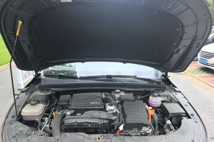 Used BYD Destroyer 05 2024 HONOR Edition DM-i 55KM Luxury Model Engine Bay