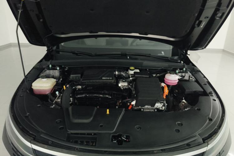 Used BYD Destroyer 05 2024 HONOR Edition DM-i 55KM Luxury Model Engine Bay
