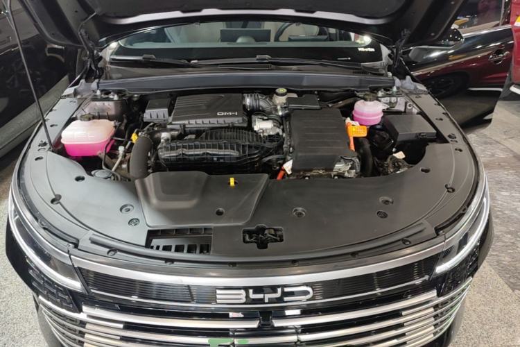 Used BYD Destroyer 05 2024 Honor Edition DM-i 120KM Luxury Model Engine Bay