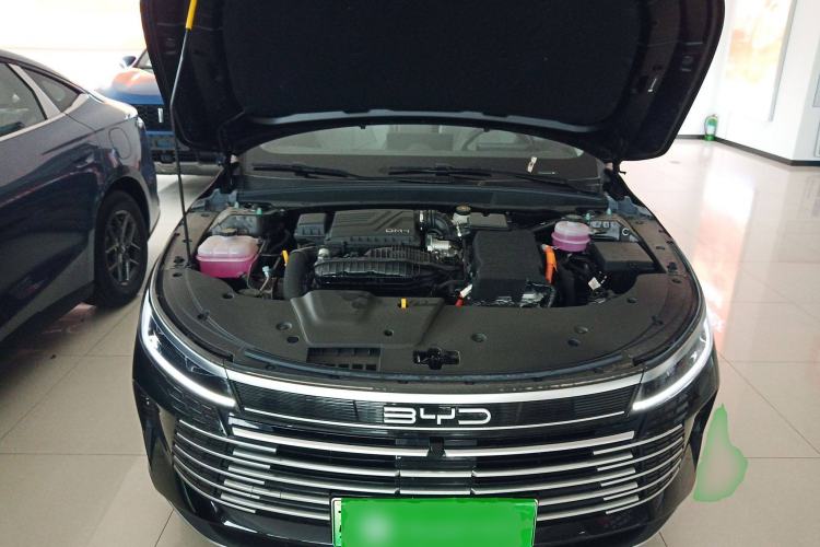 Used BYD Destroyer 05 2024 Honor Edition DM-i 120KM Luxury Model Engine Bay