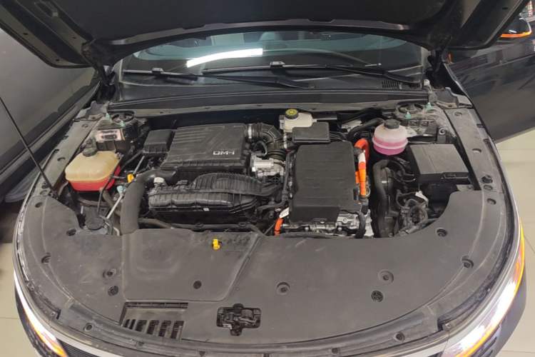Used BYD Destroyer 05 2024 HONOR Edition DM-i 55KM Luxury Model Engine Bay