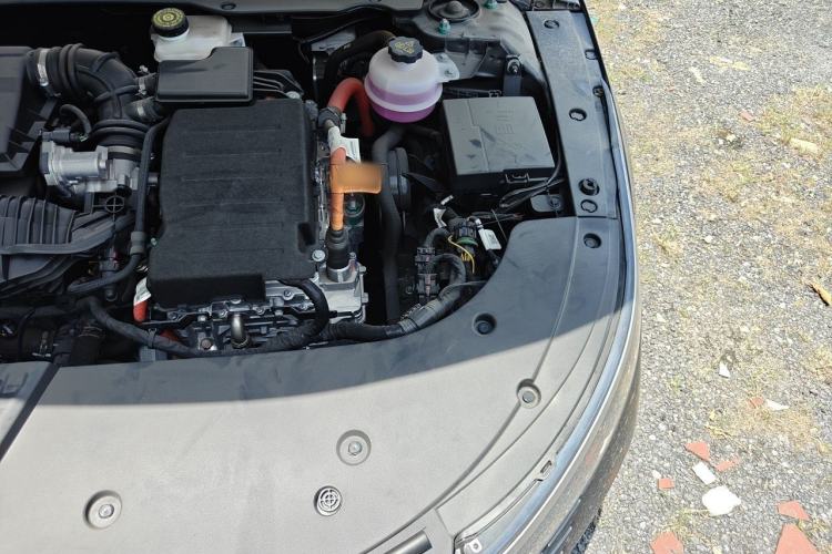 Used BYD Destroyer 05 2024 HONOR Edition DM-i 55KM Luxury Model Engine Bay Left