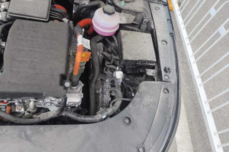 Used BYD Destroyer 05 2024 HONOR Edition DM-i 55KM Luxury Model Engine Bay Left