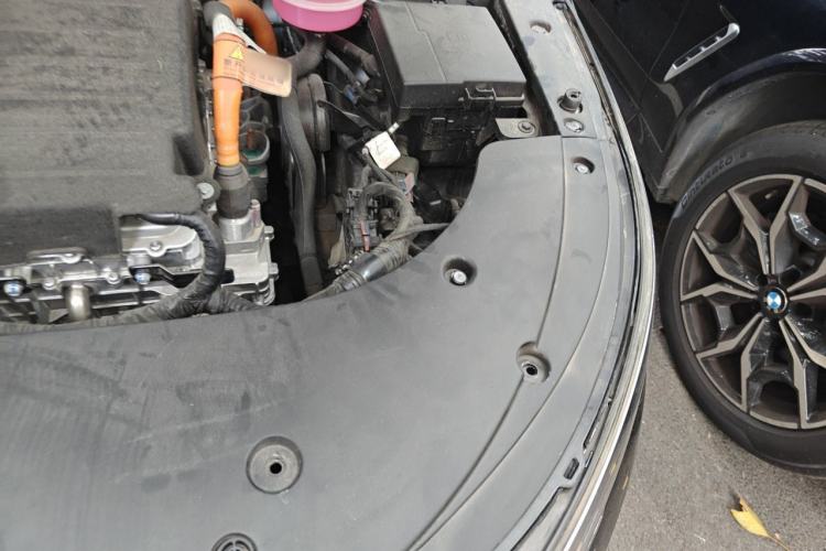 Used BYD Destroyer 05 2024 HONOR Edition DM-i 55KM Luxury Model Engine Bay Left