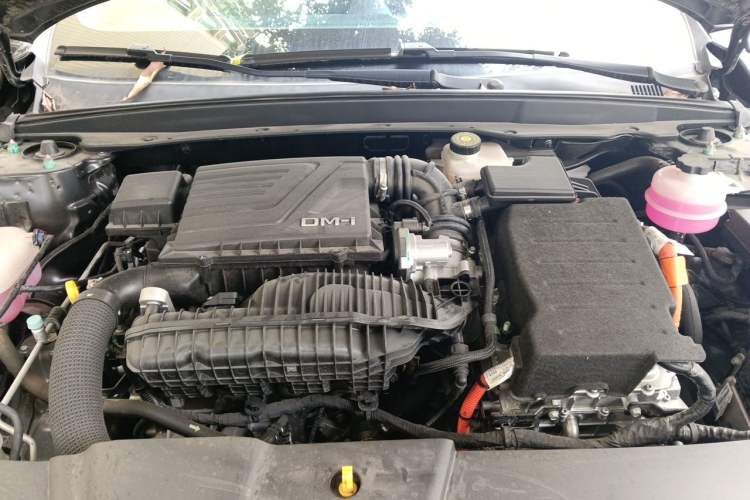 Used BYD Destroyer 05 2024 HONOR Edition DM-i 55KM Luxury Model Engine Bay