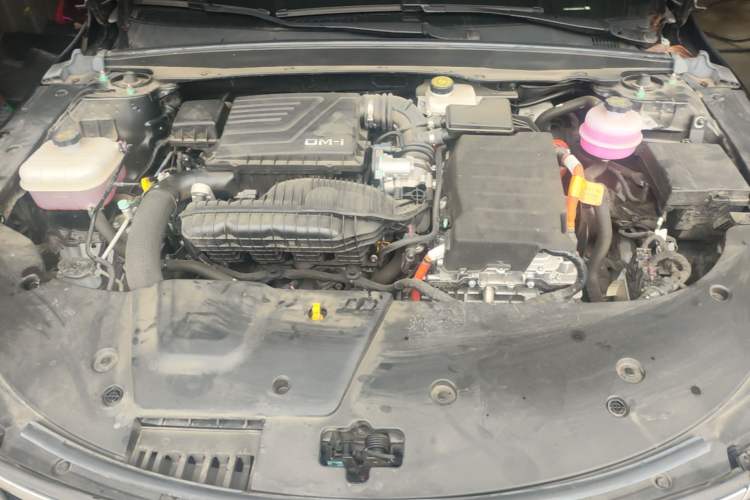 Used BYD Destroyer 05 2024 HONOR Edition DM-i 55KM Luxury Model Engine Bay