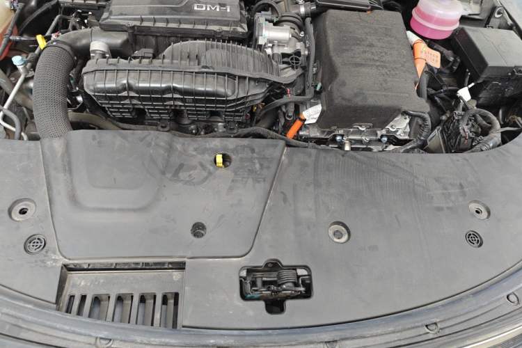 Used BYD Destroyer 05 2024 HONOR Edition DM-i 55KM Luxury Model Engine Bay