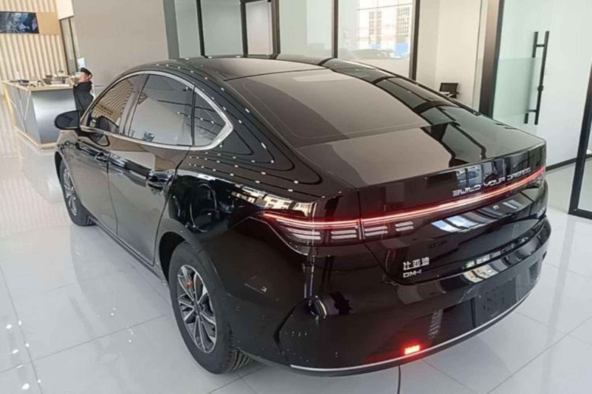 Used BYD Destroyer 05 2024 HONOR Edition DM-i 55KM Luxury Model Exterior 2