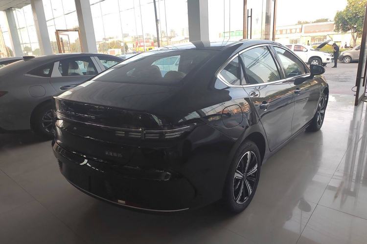 Used BYD Destroyer 05 2024 Honor Edition DM-i 120KM Luxury Model Exterior 3