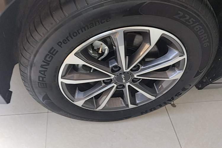 Used BYD Destroyer 05 2024 HONOR Edition DM-i 55KM Luxury Model Exterior 4