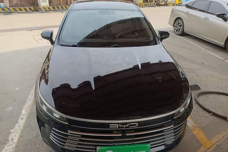 Used BYD Destroyer 05 2024 Honor Edition DM-i 120KM Luxury Model Front