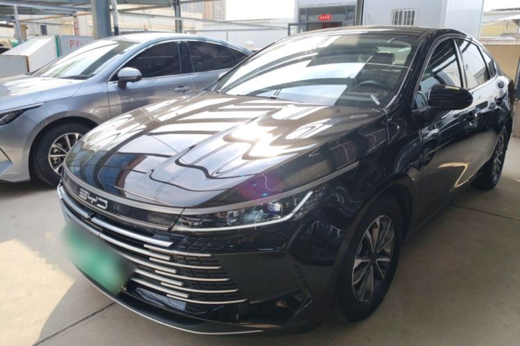 Used BYD Destroyer 05 2024 HONOR Edition DM-i 55KM Luxury Model Front Left 45 Deg