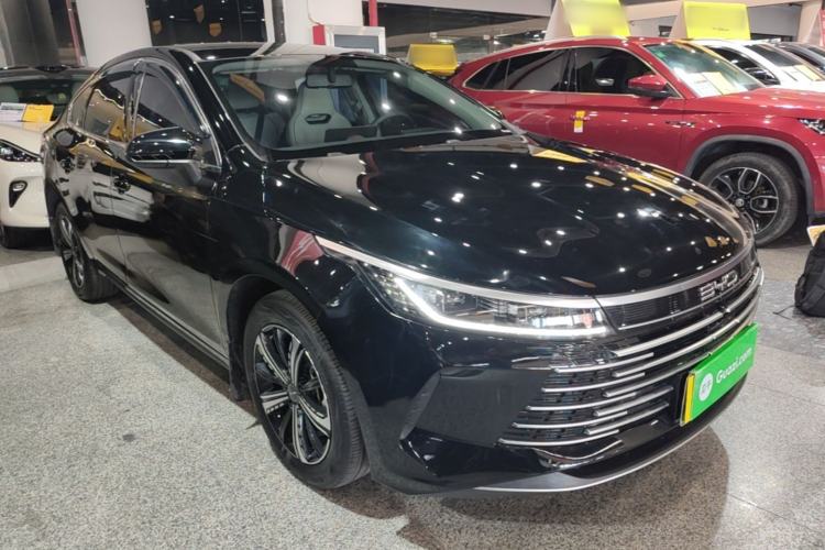 Used BYD Destroyer 05 2024 Honor Edition DM-i 120KM Luxury Model Front Right 45 Deg