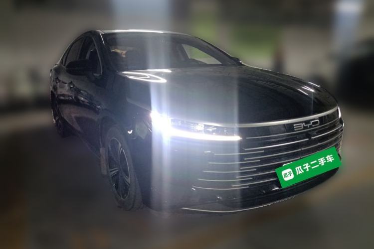 Used BYD Destroyer 05 2024 Honor Edition DM-i 120KM Luxury Model Front Right 45 Deg
