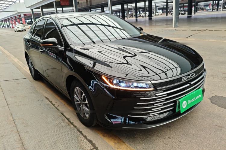 Used BYD Destroyer 05 2024 HONOR Edition DM-i 55KM Luxury Model Front Right 45 Deg