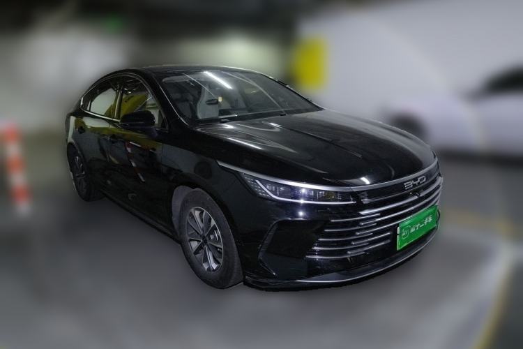 Used BYD Destroyer 05 2024 HONOR Edition DM-i 55KM Luxury Model Front Right 45 Deg