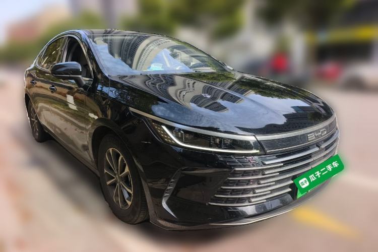 Used BYD Destroyer 05 2024 HONOR Edition DM-i 55KM Luxury Model Front Right 45 Deg