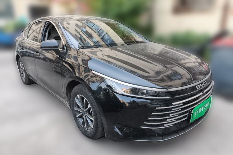 Used BYD Destroyer 05 2024 HONOR Edition DM-i 55KM Luxury Model Front Right 45 Deg