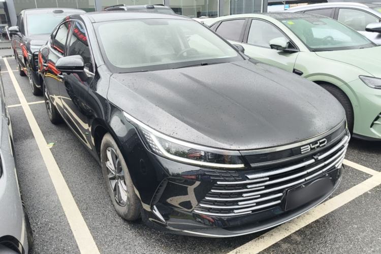 Used BYD Destroyer 05 2024 HONOR Edition DM-i 55KM Luxury Model Front Right 45 Deg